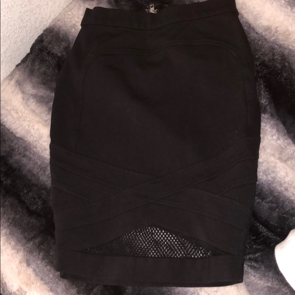 Guess skirt
